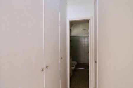 Suíte de apartamento à venda com 4 quartos, 192m² em Santo Antônio, Belo Horizonte