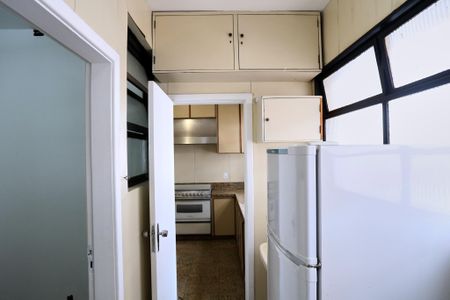 Apartamento à venda com 192m², 4 quartos e 1 vaga Apartamento à venda com 192m², 4 quartos e 1 vagaÁrea de Serviço