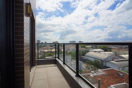 Varanda  de kitnet/studio para alugar com 1 quarto, 47m² em Floresta, Porto Alegre