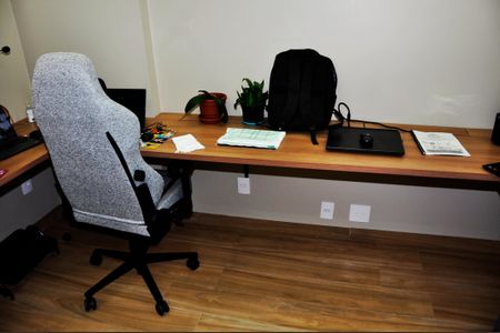 Apartamento para alugar com 130m², 4 quartos e 2 vagas Apartamento para alugar com 130m², 4 quartos e 2 vagasDetalhe - Quarto 04