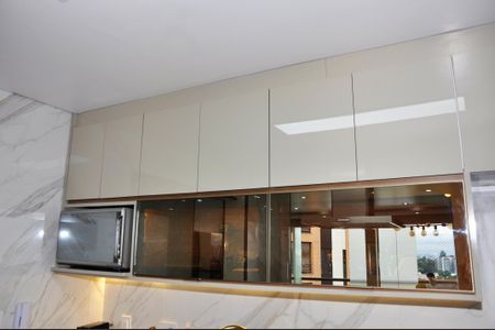 Apartamento para alugar com 130m², 4 quartos e 2 vagas Apartamento para alugar com 130m², 4 quartos e 2 vagasDetalhe - Cozinha Americana