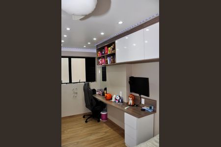 Apartamento para alugar com 130m², 4 quartos e 2 vagas Apartamento para alugar com 130m², 4 quartos e 2 vagasDetalhe - Quarto 03