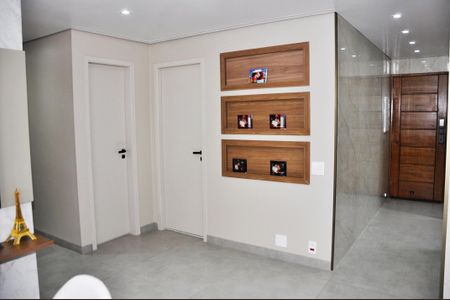 Apartamento para alugar com 130m², 4 quartos e 2 vagas Apartamento para alugar com 130m², 4 quartos e 2 vagasDetalhe - Sala e Sala de Jantar interligada com a Varanda