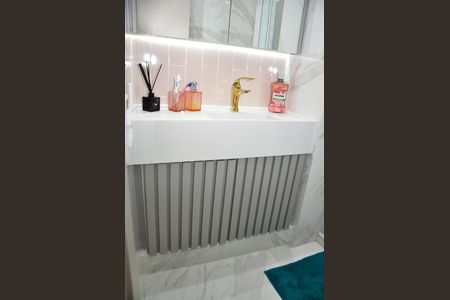 Apartamento para alugar com 130m², 4 quartos e 2 vagas Apartamento para alugar com 130m², 4 quartos e 2 vagasDetalhe - Banheiro Social