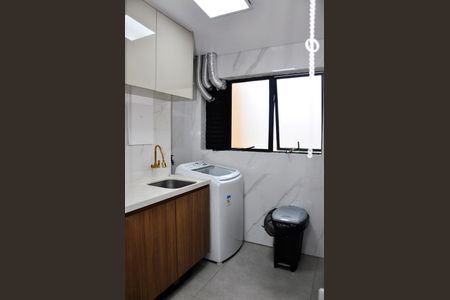 Apartamento para alugar com 130m², 4 quartos e 2 vagas Apartamento para alugar com 130m², 4 quartos e 2 vagasDetalhe - Área de Serviço