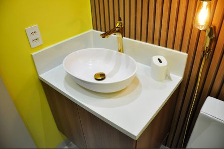 Apartamento para alugar com 130m², 4 quartos e 2 vagas Apartamento para alugar com 130m², 4 quartos e 2 vagasDetalhe - Lavabo