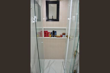 Apartamento para alugar com 130m², 4 quartos e 2 vagas Apartamento para alugar com 130m², 4 quartos e 2 vagasDetalhe - Banheiro Social