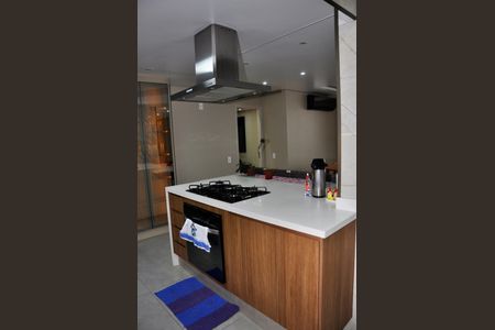 Apartamento para alugar com 130m², 4 quartos e 2 vagas Apartamento para alugar com 130m², 4 quartos e 2 vagasDetalhe - Cozinha Americana
