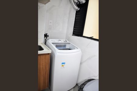 Apartamento para alugar com 130m², 4 quartos e 2 vagas Apartamento para alugar com 130m², 4 quartos e 2 vagasDetalhe - Área de Serviço