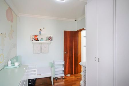 Apartamento à venda com 92m², 3 quartos e 2 vagasQuarto 2