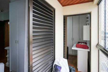 Apartamento à venda com 92m², 3 quartos e 2 vagasVaranda dos quartos 1 e 2