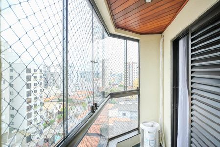 Apartamento à venda com 92m², 3 quartos e 2 vagasVaranda dos quartos 1 e 2