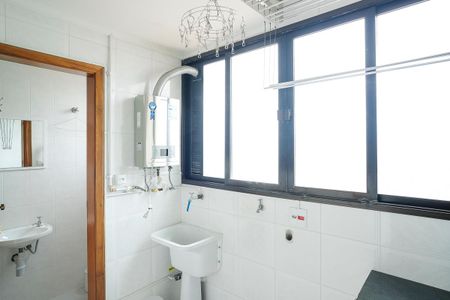 Apartamento à venda com 92m², 3 quartos e 2 vagasÁrea de serviço