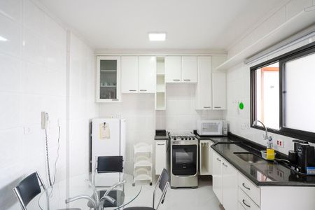 Apartamento à venda com 92m², 3 quartos e 2 vagasCozinha