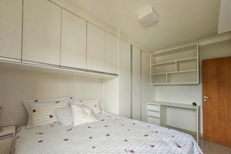 Apartamento para alugar com 119m², 3 quartos e 2 vagasQuarto 2