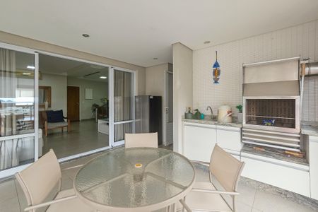 Apartamento para alugar com 119m², 3 quartos e 2 vagasvaranda