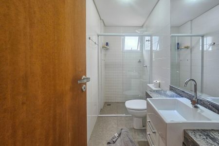Apartamento para alugar com 119m², 3 quartos e 2 vagasbanheiro 1