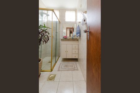 Apartamento à venda com 120m², 4 quartos e 2 vagasBanheiro social