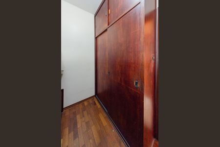 Apartamento à venda com 120m², 4 quartos e 2 vagasQuarto de serviço