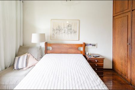 Apartamento à venda com 120m², 4 quartos e 2 vagasSuíte