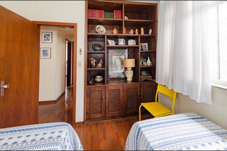 Apartamento à venda com 120m², 4 quartos e 2 vagasQuarto 1