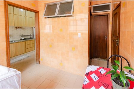 Apartamento à venda com 120m², 4 quartos e 2 vagasÁrea de serviço