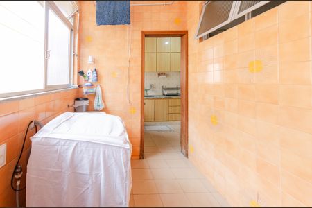 Apartamento à venda com 120m², 4 quartos e 2 vagasÁrea de serviço