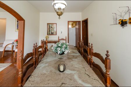 Apartamento à venda com 120m², 4 quartos e 2 vagasSala