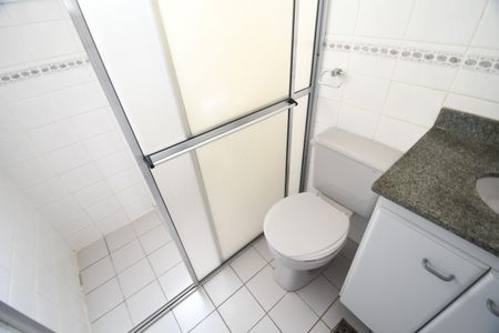 Apartamento à venda com 74m², 2 quartos e 1 vagaBanheiro Suíte