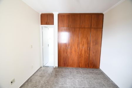 Apartamento à venda com 74m², 2 quartos e 1 vagaQuarto 2 - Suíte