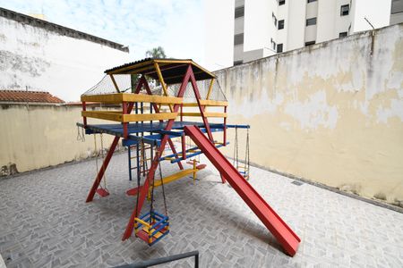 Apartamento à venda com 74m², 2 quartos e 1 vagaÁrea comum - Playground