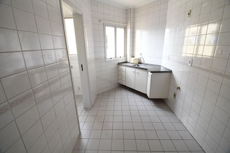 Apartamento à venda com 74m², 2 quartos e 1 vagaCozinha