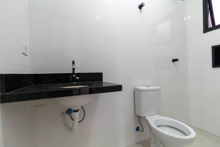 Apartamento para alugar com 44m², 2 quartos e sem vaga Apartamento para alugar com 44m², 2 quartos e sem vagaBanheiro