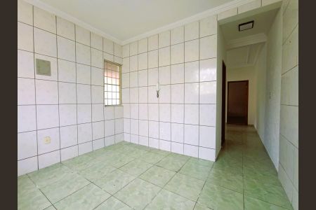 Cozinha de casa para alugar com 2 quartos, 80m² em Jardim das Alterosas - 2ª Seção, Betim