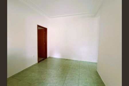 Casa para alugar com 80m², 2 quartos e 2 vagasQuarto