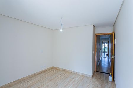 Casa à venda com 150m², 3 quartos e 3 vagas Casa à venda com 150m², 3 quartos e 3 vagasSuite 1
