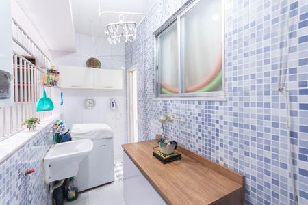 Apartamento para alugar com 84m², 2 quartos e 1 vagaÁrea de Serviço