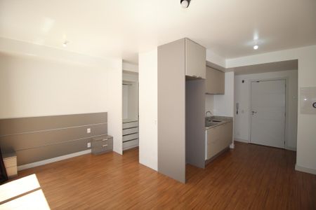 Kitnet de kitnet/studio para alugar com 1 quarto, 55m² em São João, Porto Alegre