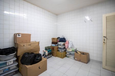 Apartamento à venda com 245m², 3 quartos e 5 vagasDepósito 