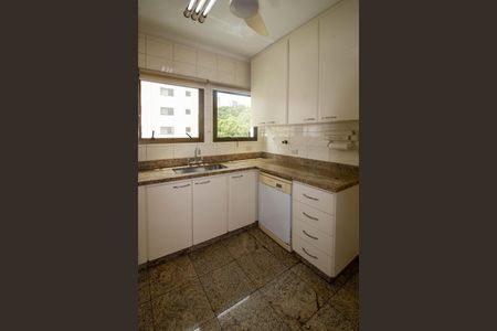 Apartamento à venda com 245m², 3 quartos e 5 vagasCozinha 