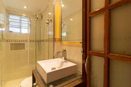 Apartamento à venda com 78m², 2 quartos e 1 vagaBanheiro Social 2