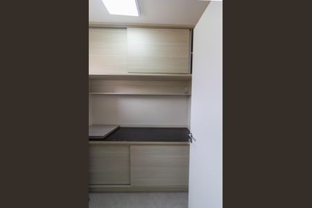 Apartamento à venda com 78m², 2 quartos e 1 vagaQuarto de Serviço