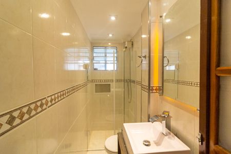 Apartamento à venda com 78m², 2 quartos e 1 vagaBanheiro Social 2