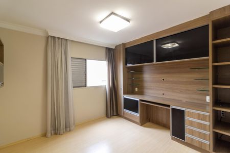 Apartamento à venda com 78m², 2 quartos e 1 vagaQuarto 2
