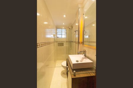 Apartamento à venda com 78m², 2 quartos e 1 vagaBanheiro Social 2