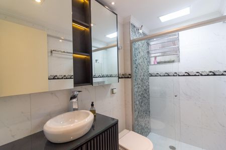 Apartamento à venda com 78m², 2 quartos e 1 vagaBanheiro Social 1