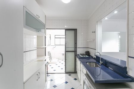 Cozinha de apartamento à venda com 2 quartos, 60m² em Vila Gumercindo, São Paulo