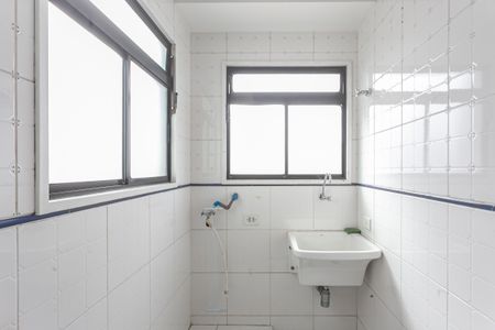 Area de Serviços de apartamento à venda com 2 quartos, 60m² em Vila Gumercindo, São Paulo