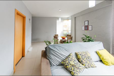 Apartamento à venda com 82m², 3 quartos e 1 vagaSala