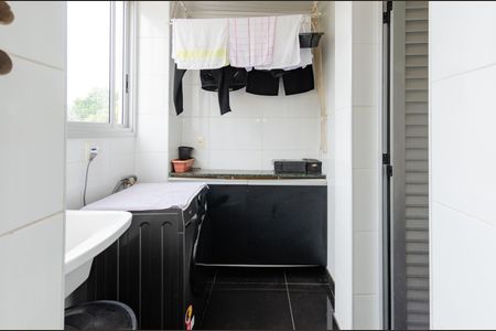 Apartamento à venda com 82m², 3 quartos e 1 vagaÁrea de serviço